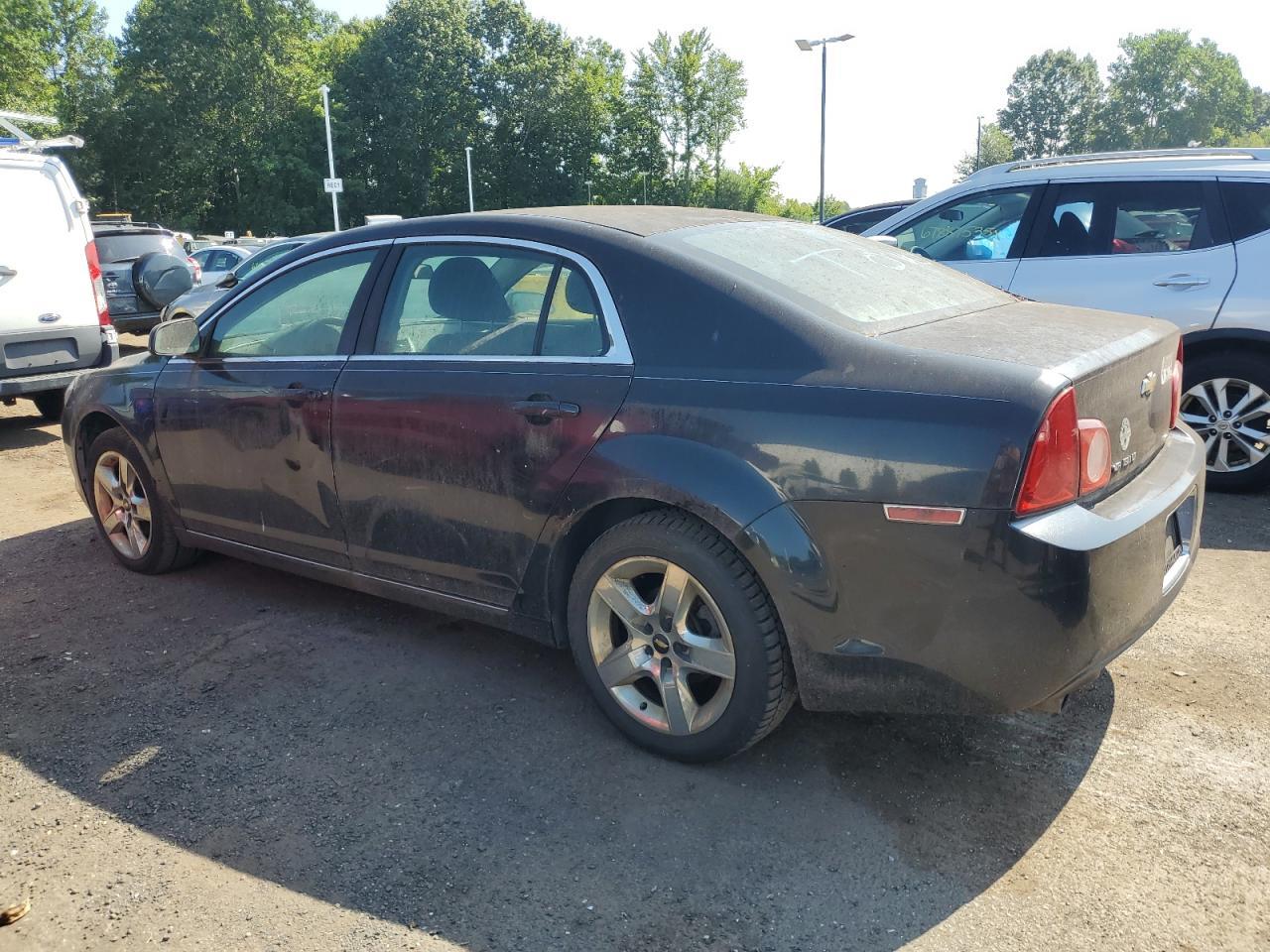 2010 Chevrolet Malibu 1Lt - Image 2