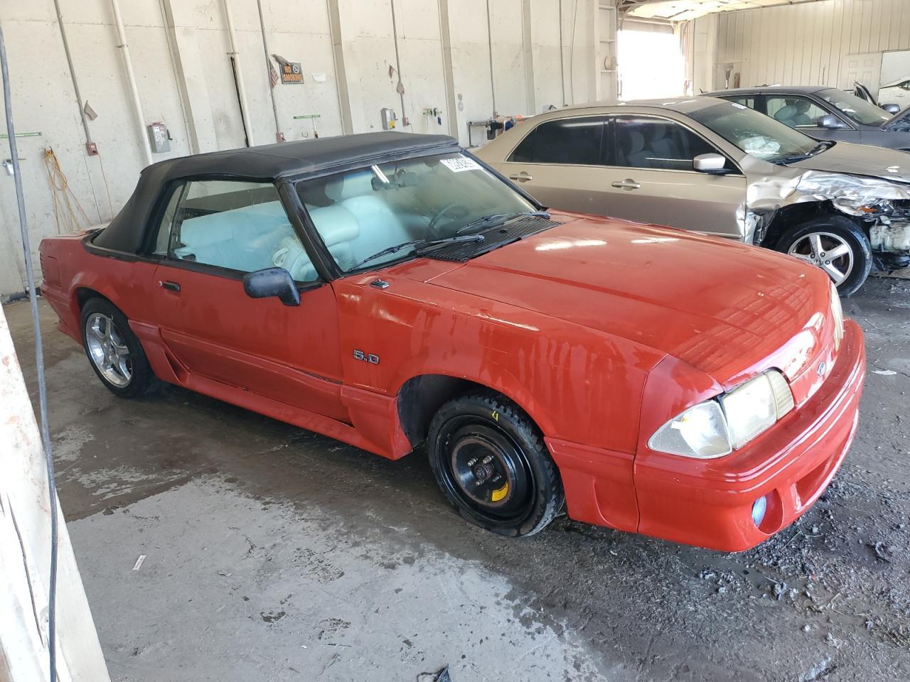 1988 Ford Mustang Gt - Фото 4