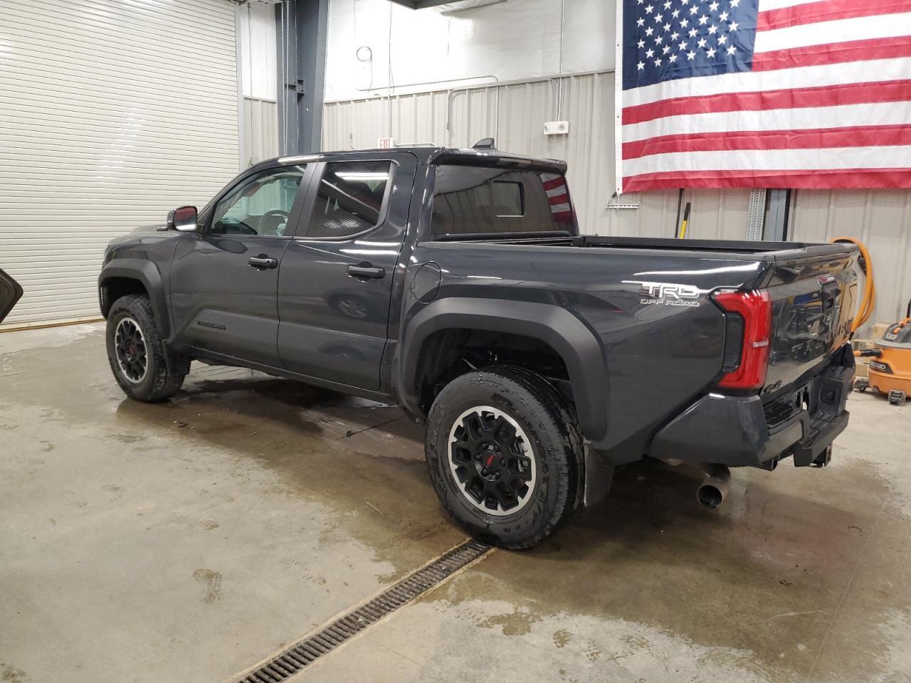 2024 Toyota Tacoma Double Cab - Фото 2