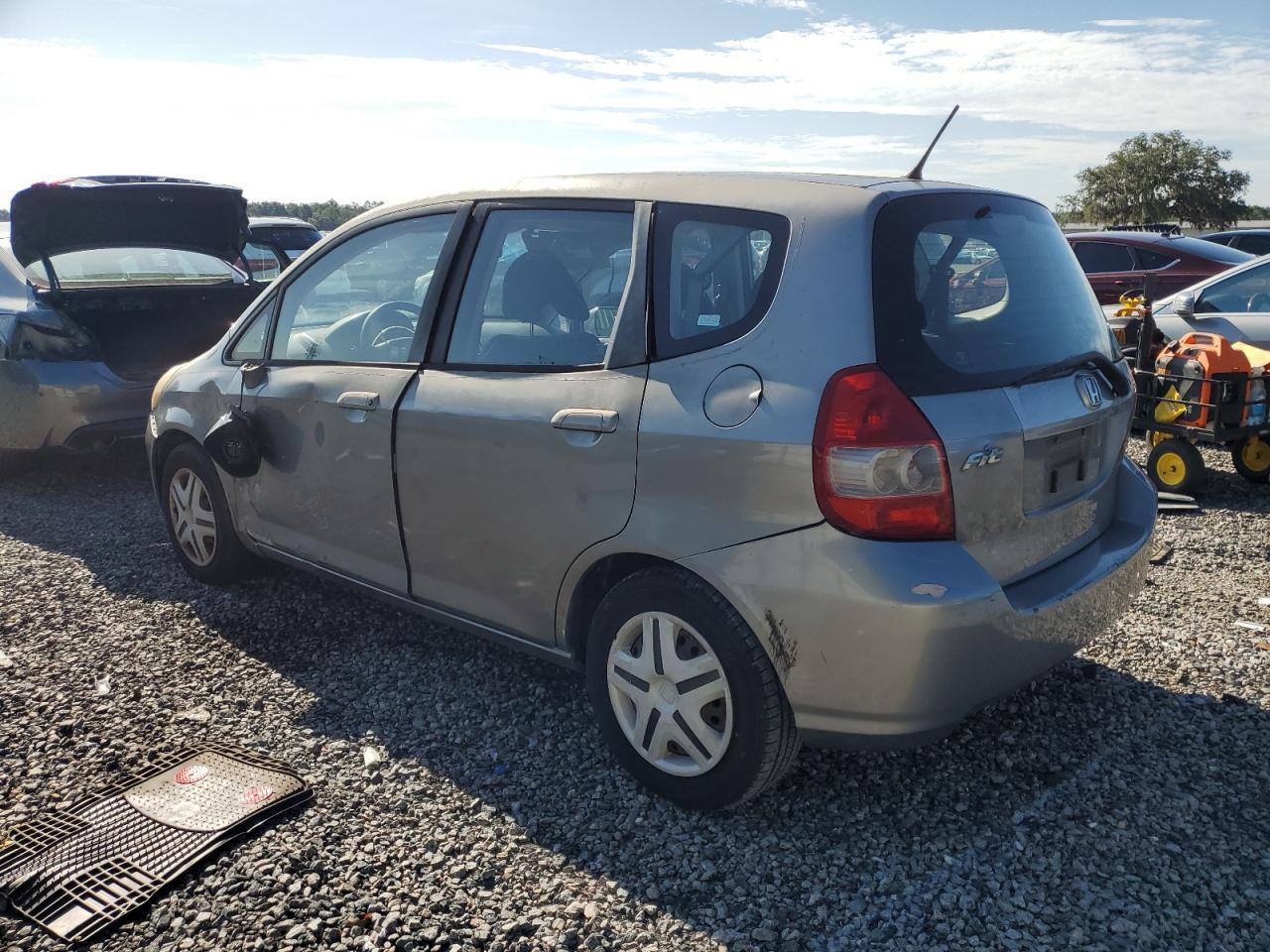 2007 Honda Fit - Фото 2