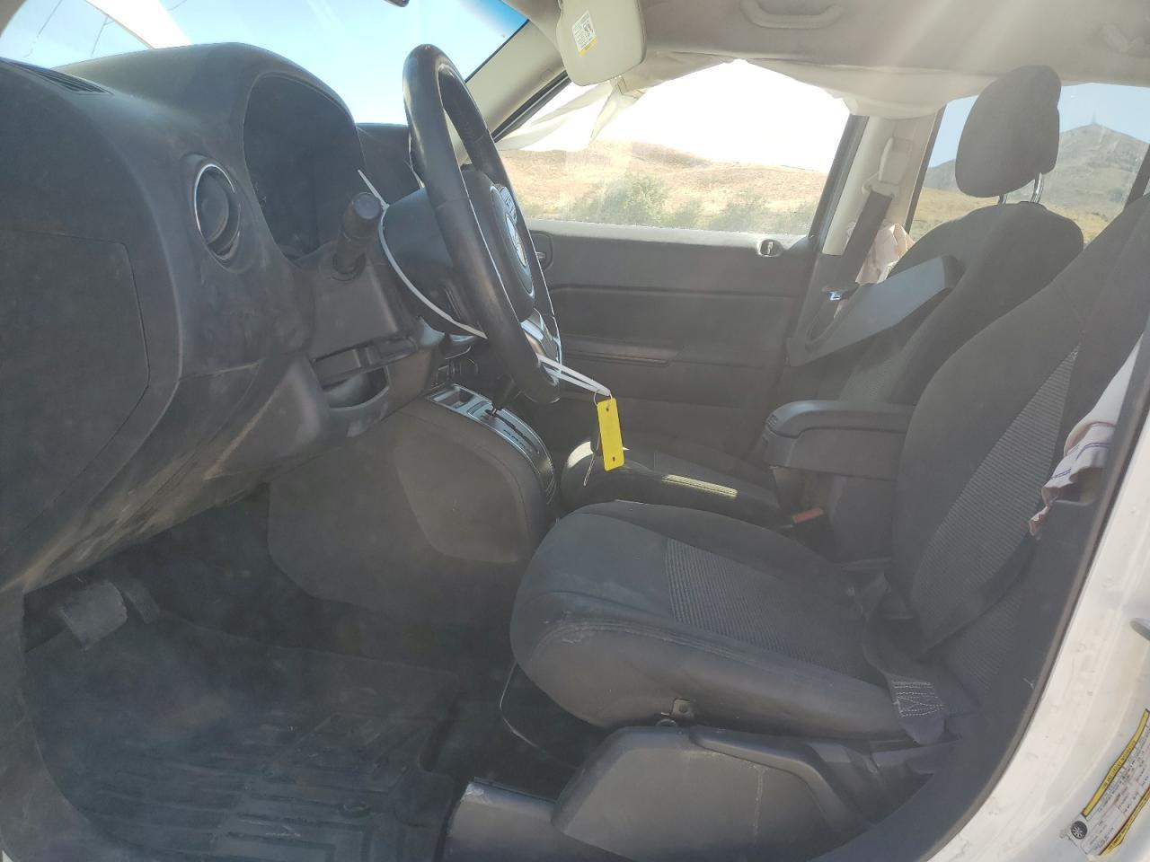 2013 Jeep Patriot Latitude - Фото 7