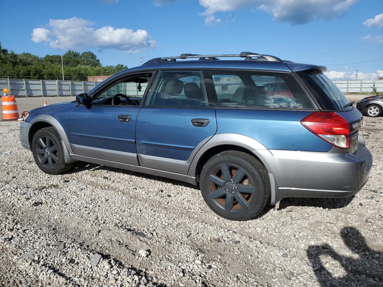 2008 Subaru Outback 2.5I - Image 2