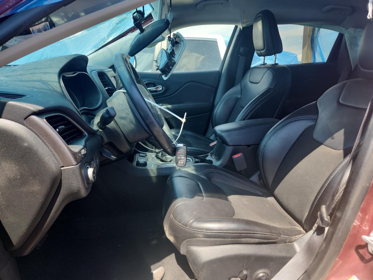 2019 Jeep Cherokee Latitude Plus - Фото 7