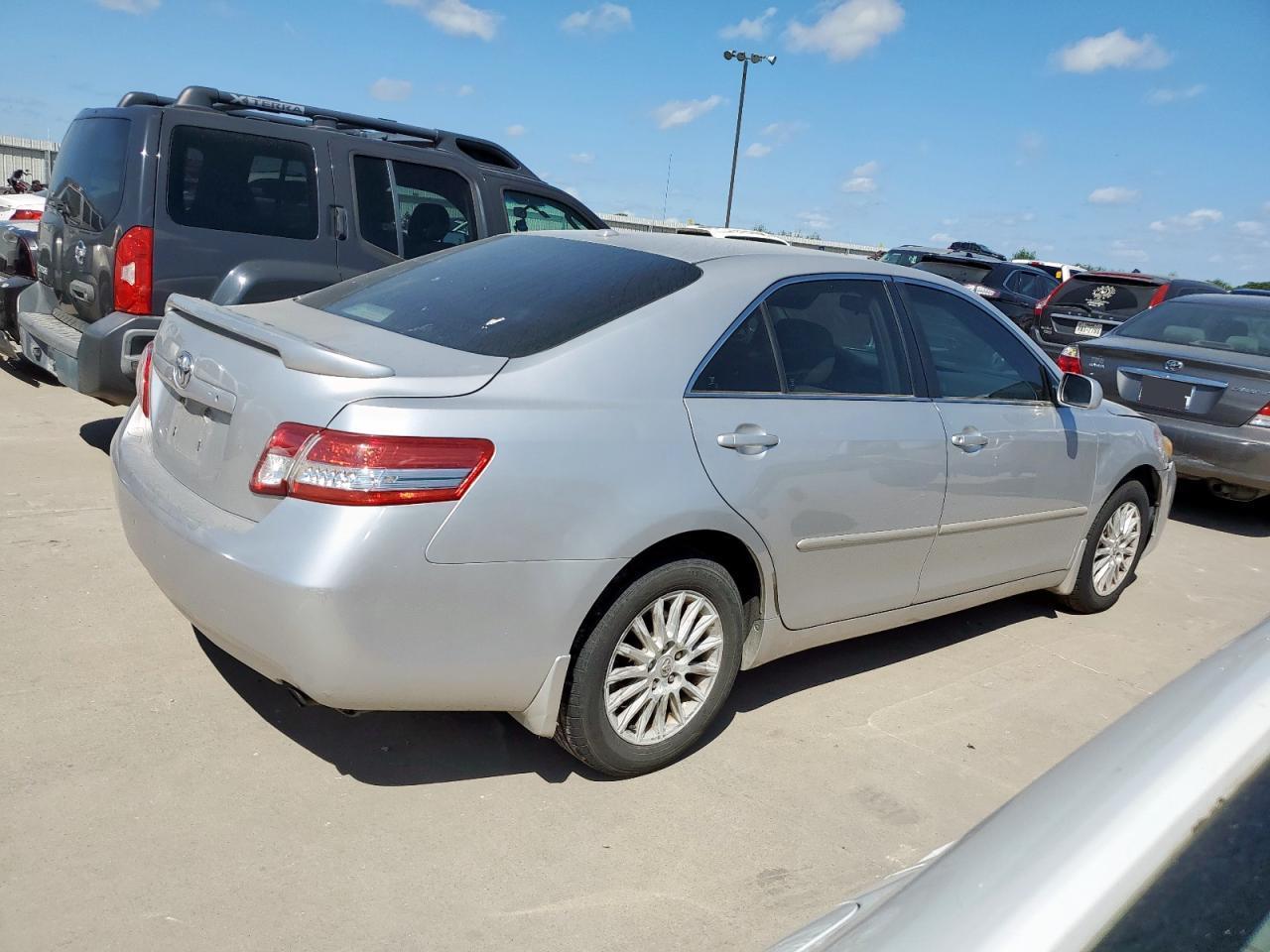 2010 Toyota Camry Base - Image 3