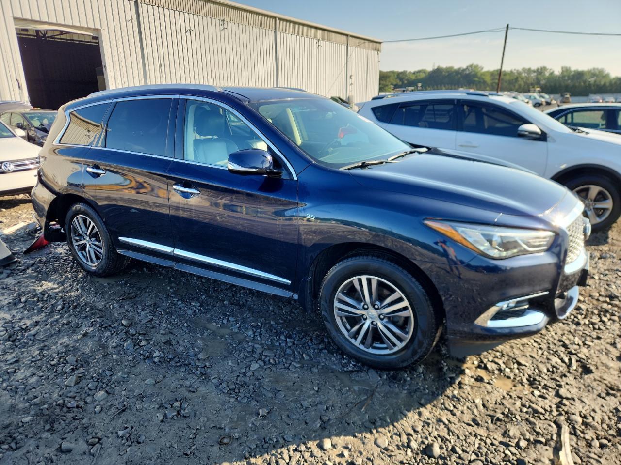2017 Infiniti Qx60 - Image 4