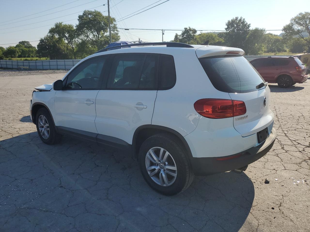 2017 Volkswagen Tiguan S - Image 2