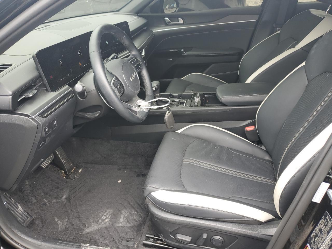 2025 Kia K5 Gt Line - Image 7