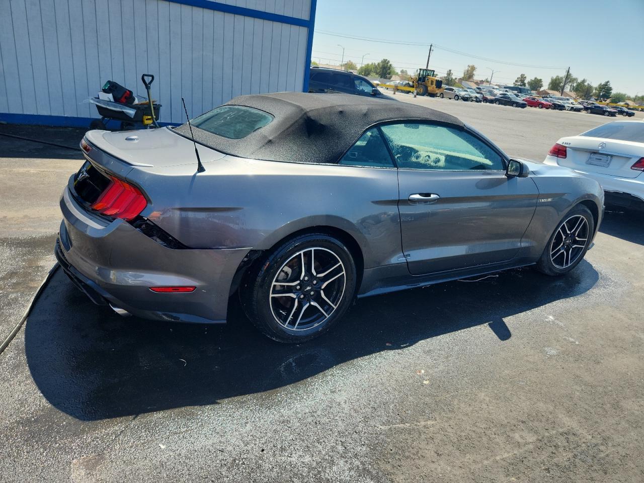 2022 Ford Mustang - Image 3
