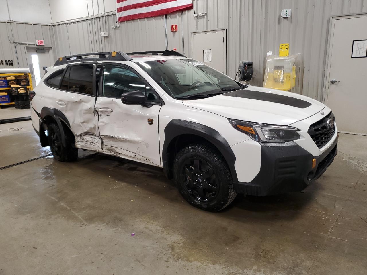 2022 Subaru Outback Wilderness - Фото 4