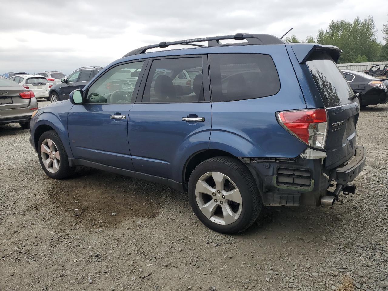 2013 Subaru Forester 2.5X - Фото 2