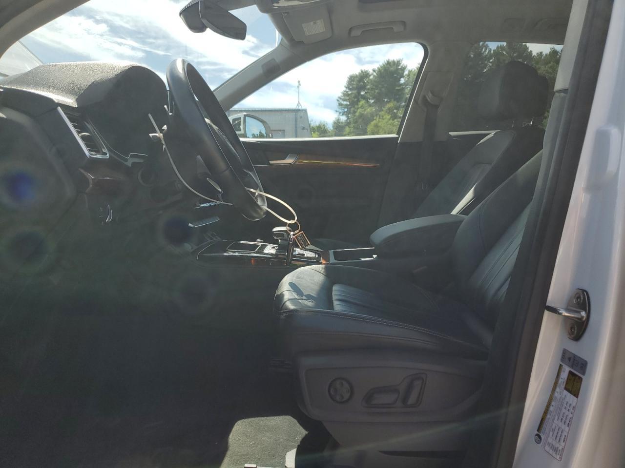 2023 Audi Q5 Premium Plus 45 - Image 7