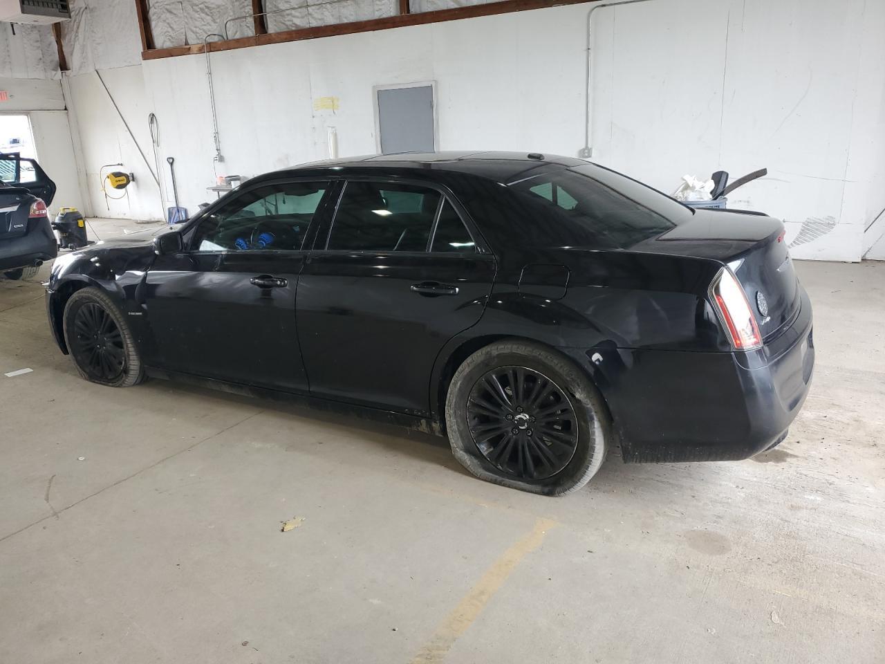 2012 Chrysler 300 S - Фото 2
