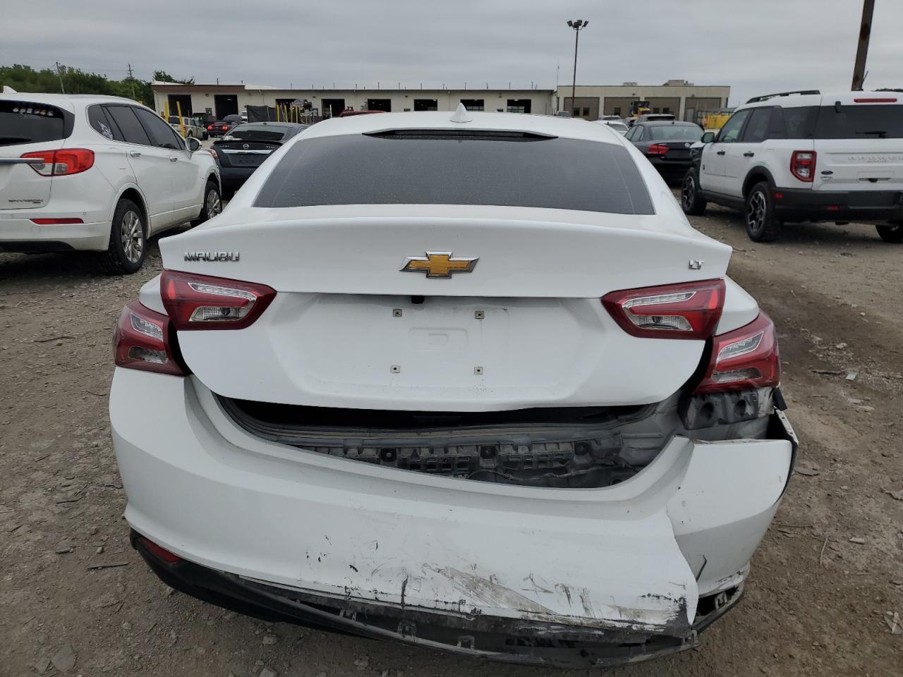 2022 Chevrolet Malibu Lt - Image 6