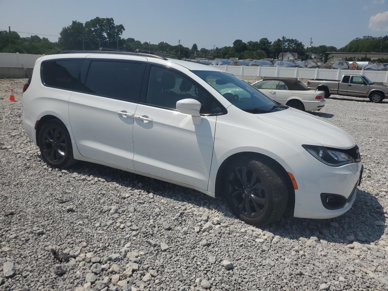2018 Chrysler Pacifica Touring L - Фото 4