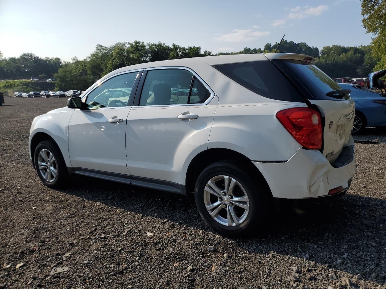2015 Chevrolet Equinox Ls - Фото 2