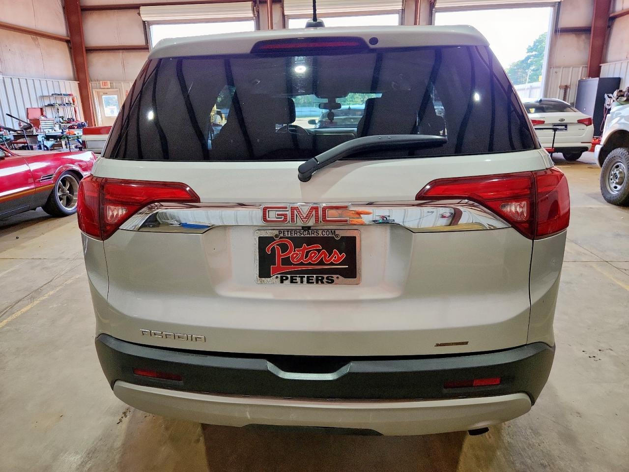 2018 GMC Acadia Sle - Image 6