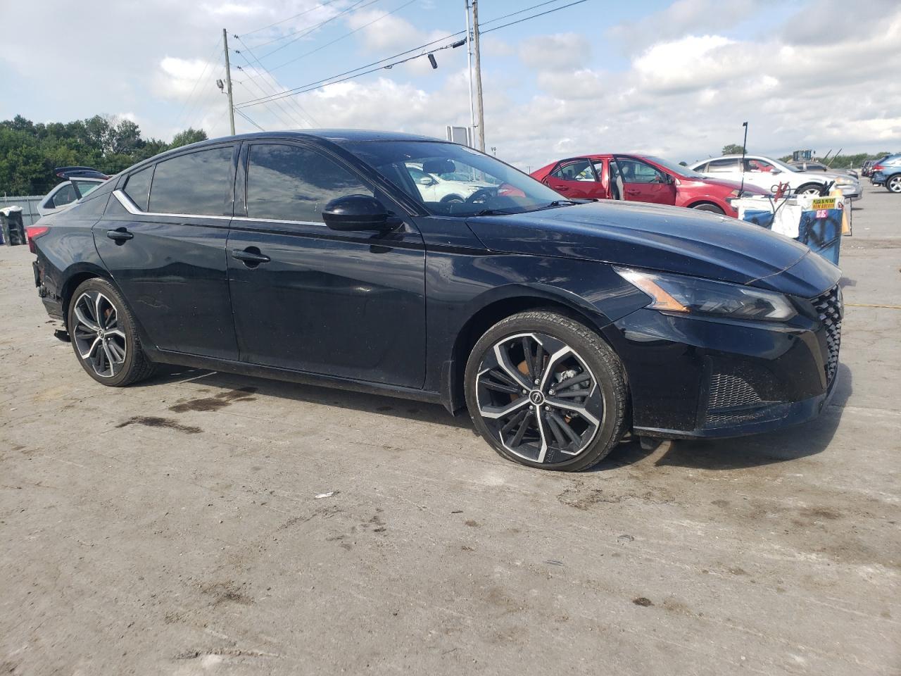 2023 Nissan Altima Sr - Image 4