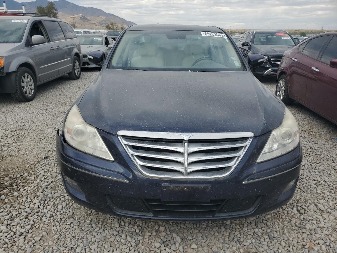 2011 Hyundai Genesis 4.6L - Фото 5