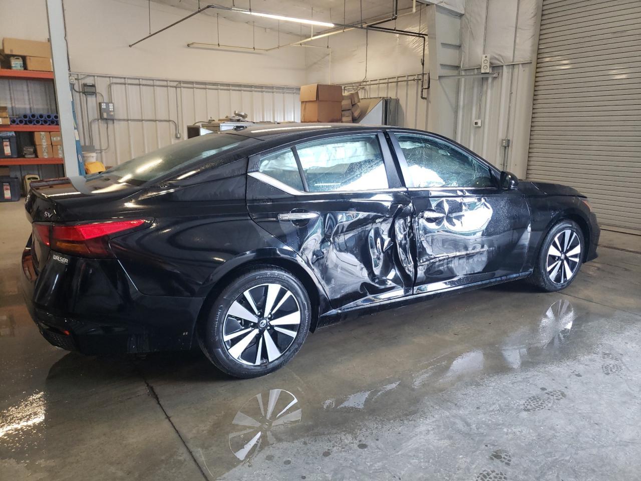 2022 Nissan Altima Sv - Image 3