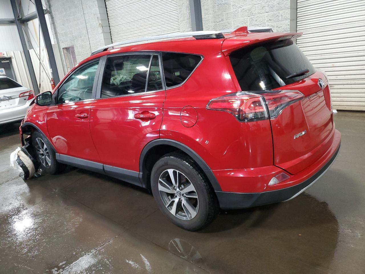 2017 Toyota Rav4 Xle - Фото 2