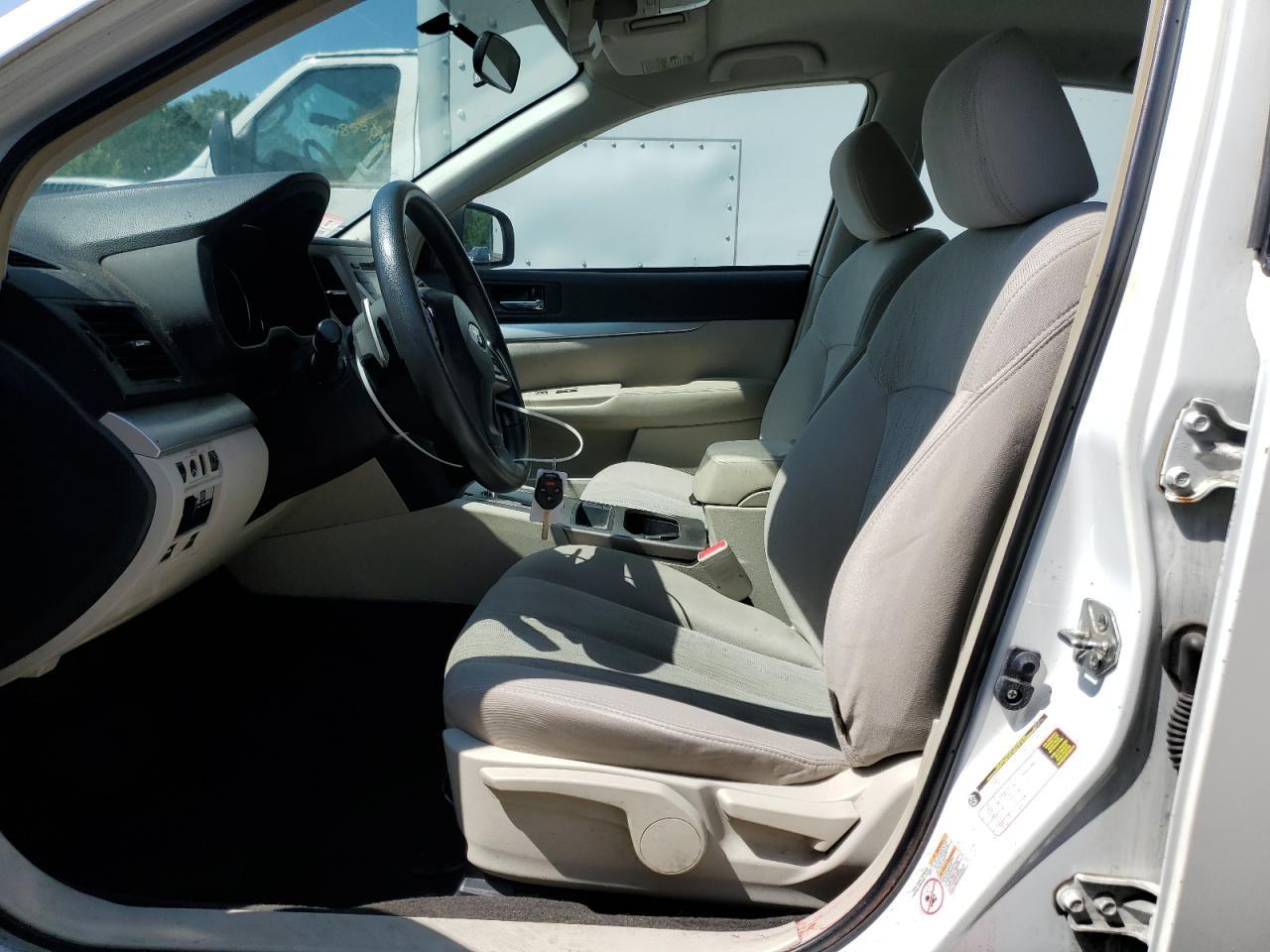 2014 Subaru Legacy 2.5I - Фото 7