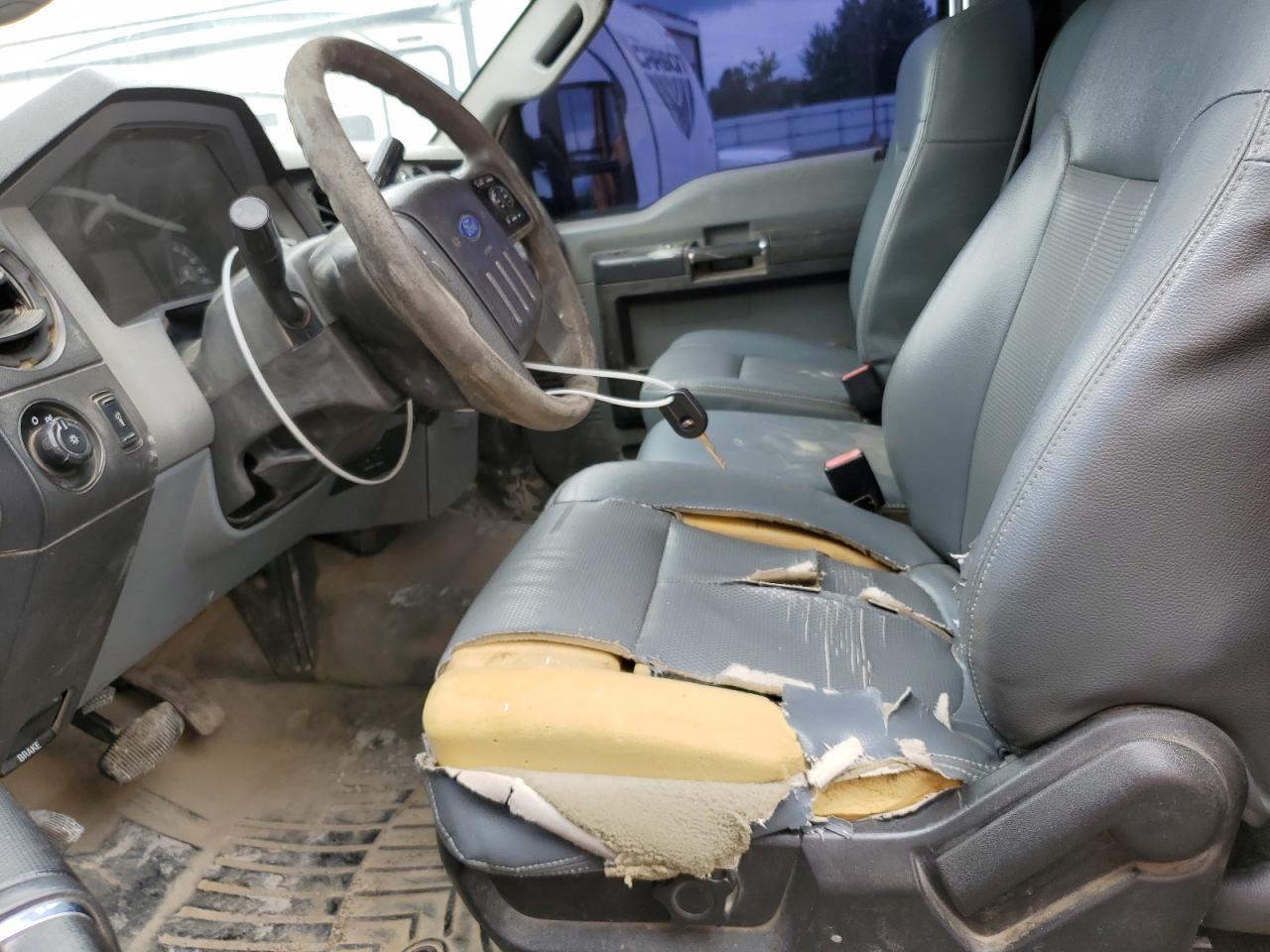 2016 Ford F450 Super Duty - Image 7