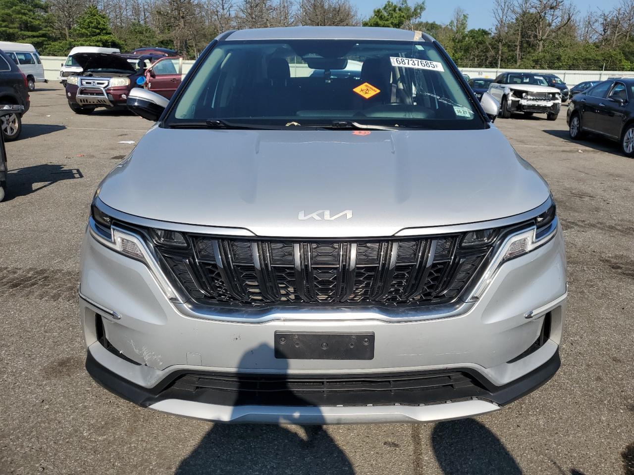 2022 Kia Carnival Lx - Фото 5