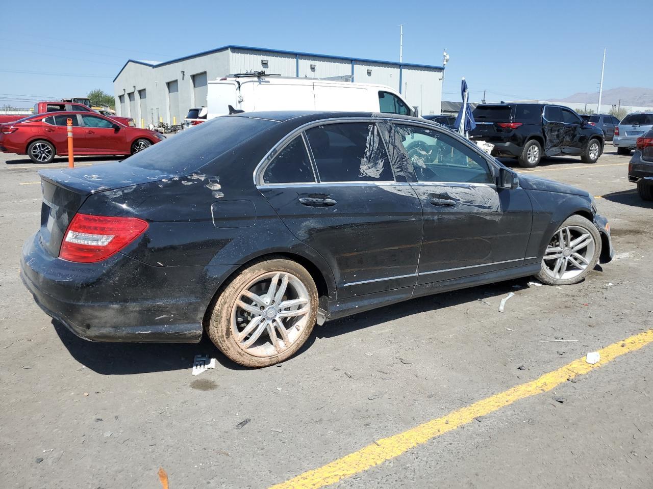 2013 Mercedes-Benz C 250 - Фото 3