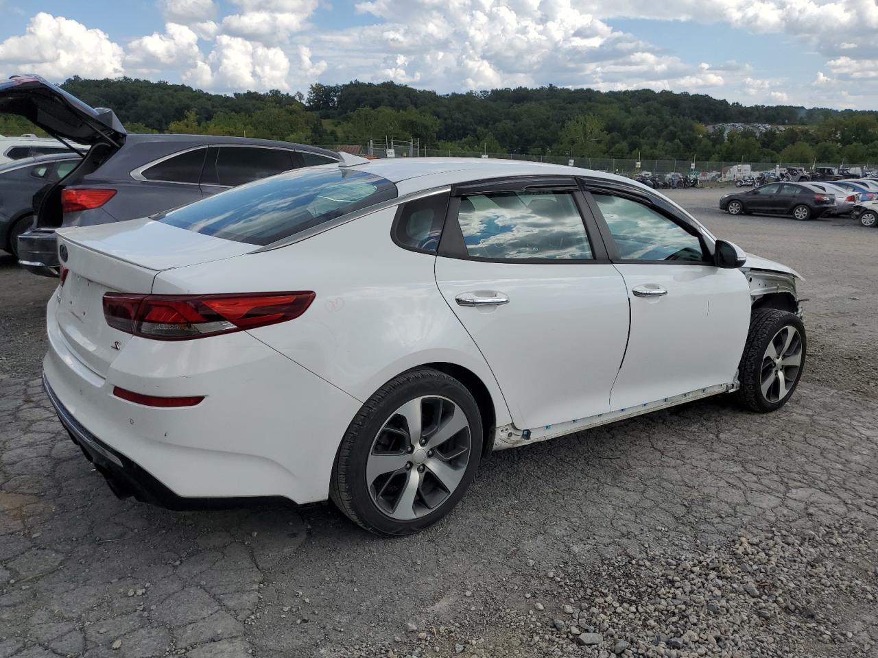 2019 Kia Optima Lx - Фото 3