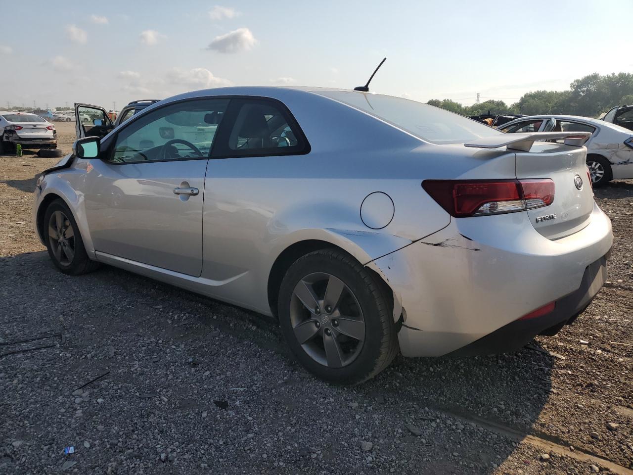 2012 Kia Forte Ex - Image 2