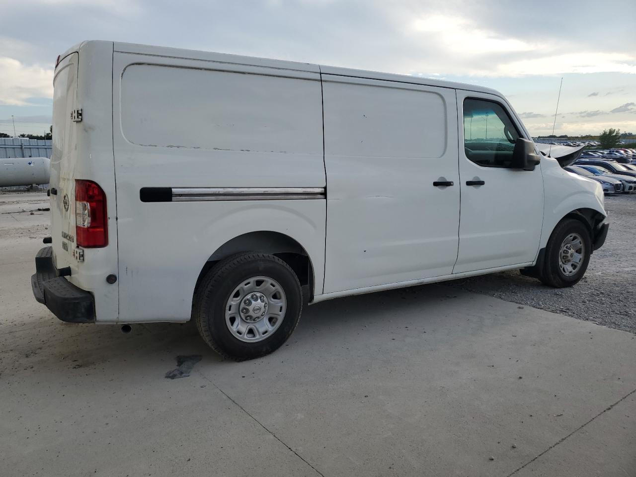 2013 Nissan Nv 1500 - Фото 3