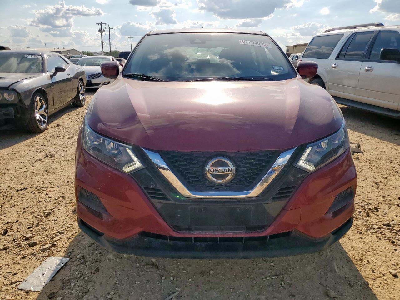 2021 Nissan Rogue Sport S - Фото 5