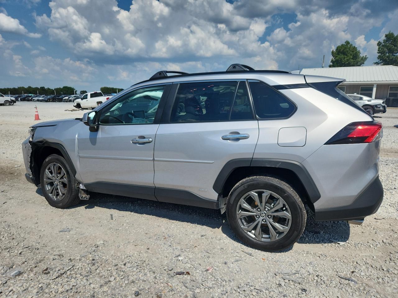 2022 Toyota Rav4 Limited - Фото 2