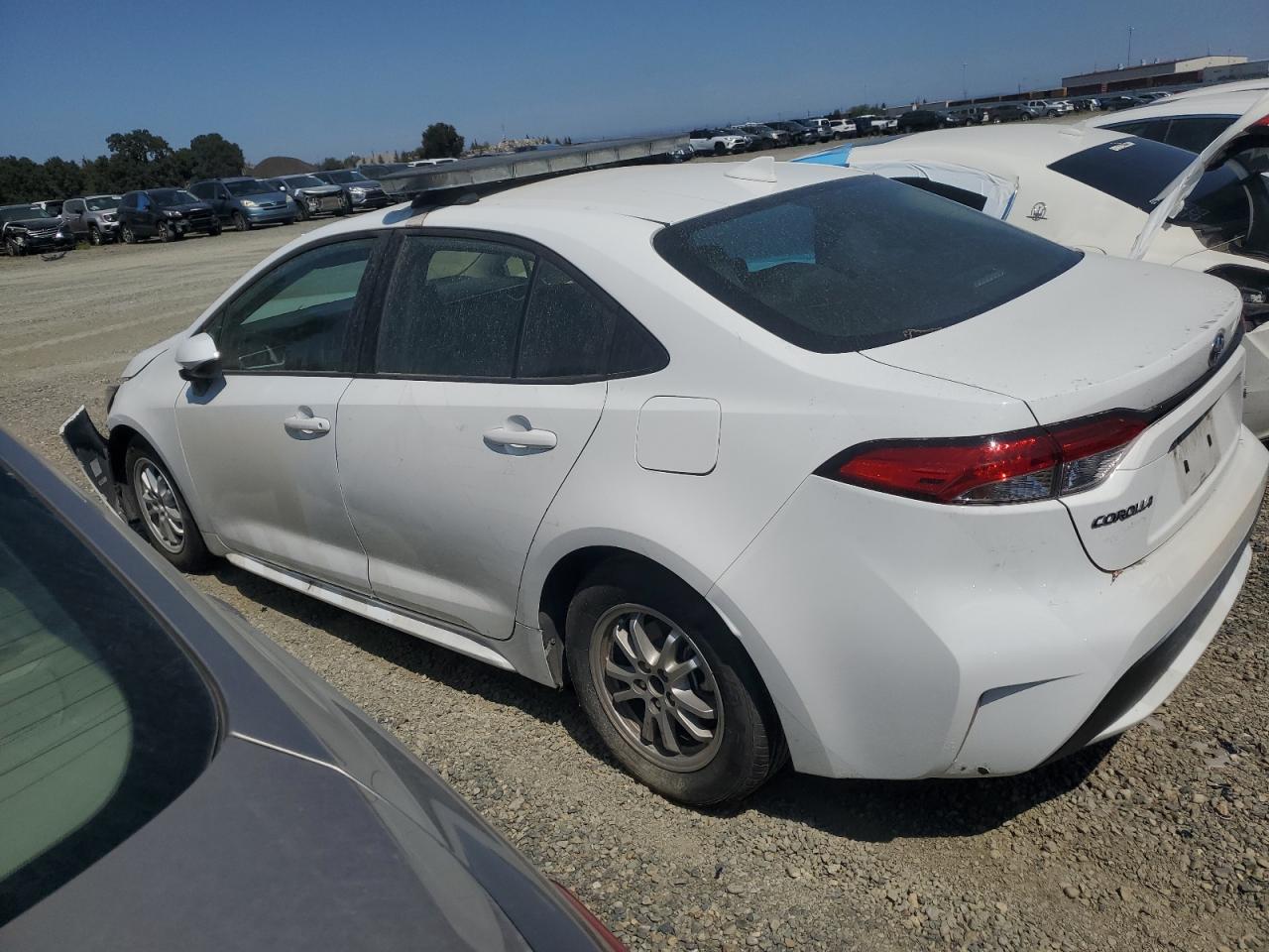 2022 Toyota Corolla Le - Image 2