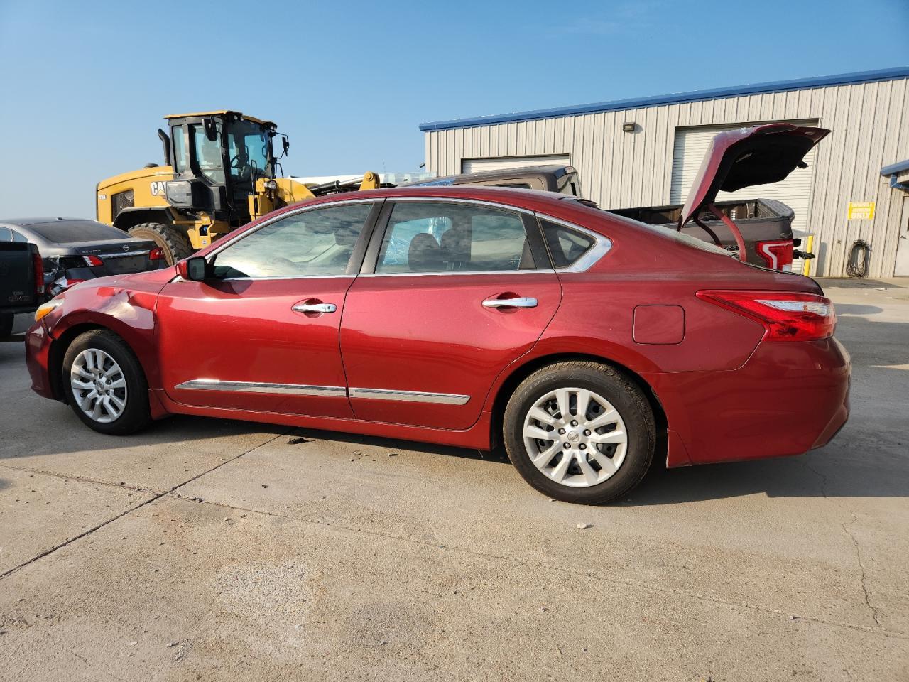 2017 Nissan Altima 2.5 - Фото 2