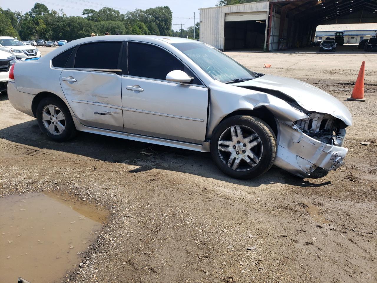 2011 Chevrolet Impala Lt - Фото 4