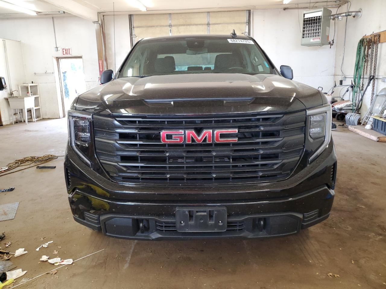 2023 GMC Sierra K1500 - Image 5