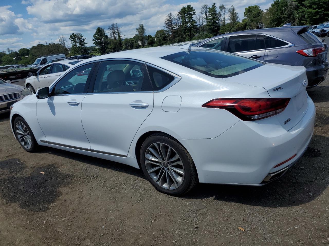 2016 Hyundai Genesis 3.8L - Фото 2