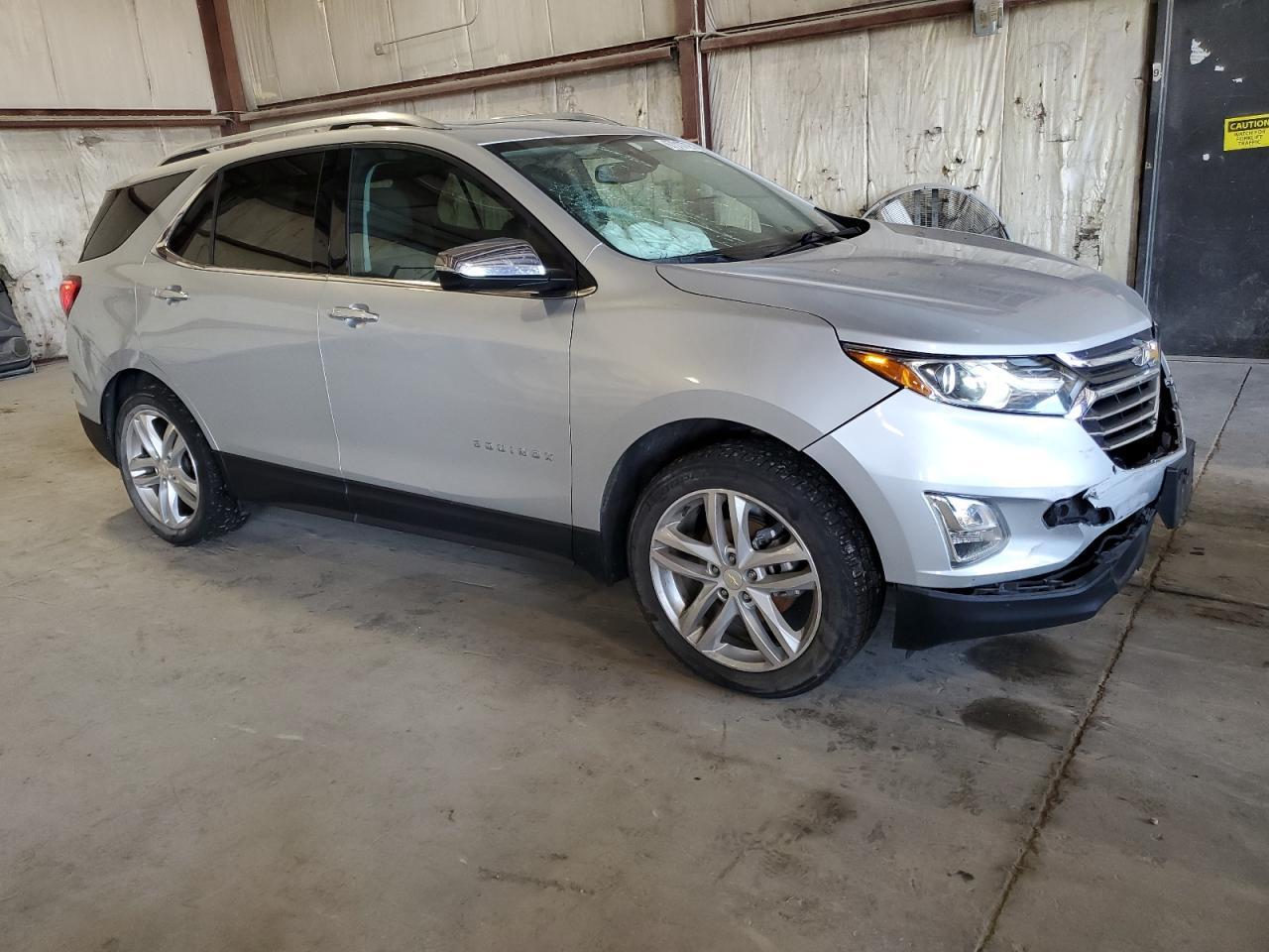 2018 Chevrolet Equinox Premier - Image 4