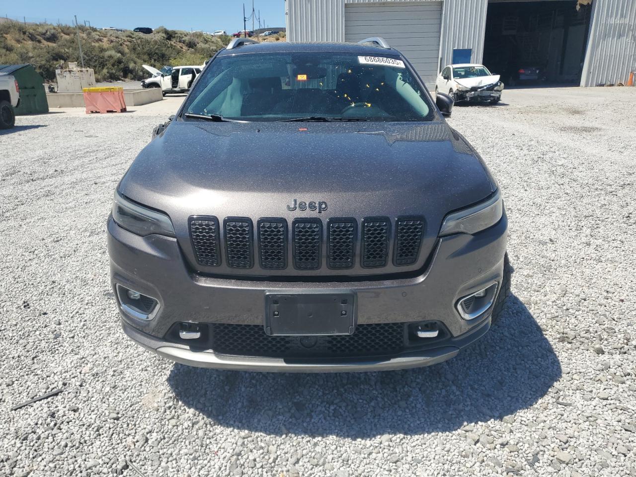 2019 Jeep Cherokee Overland - Image 5