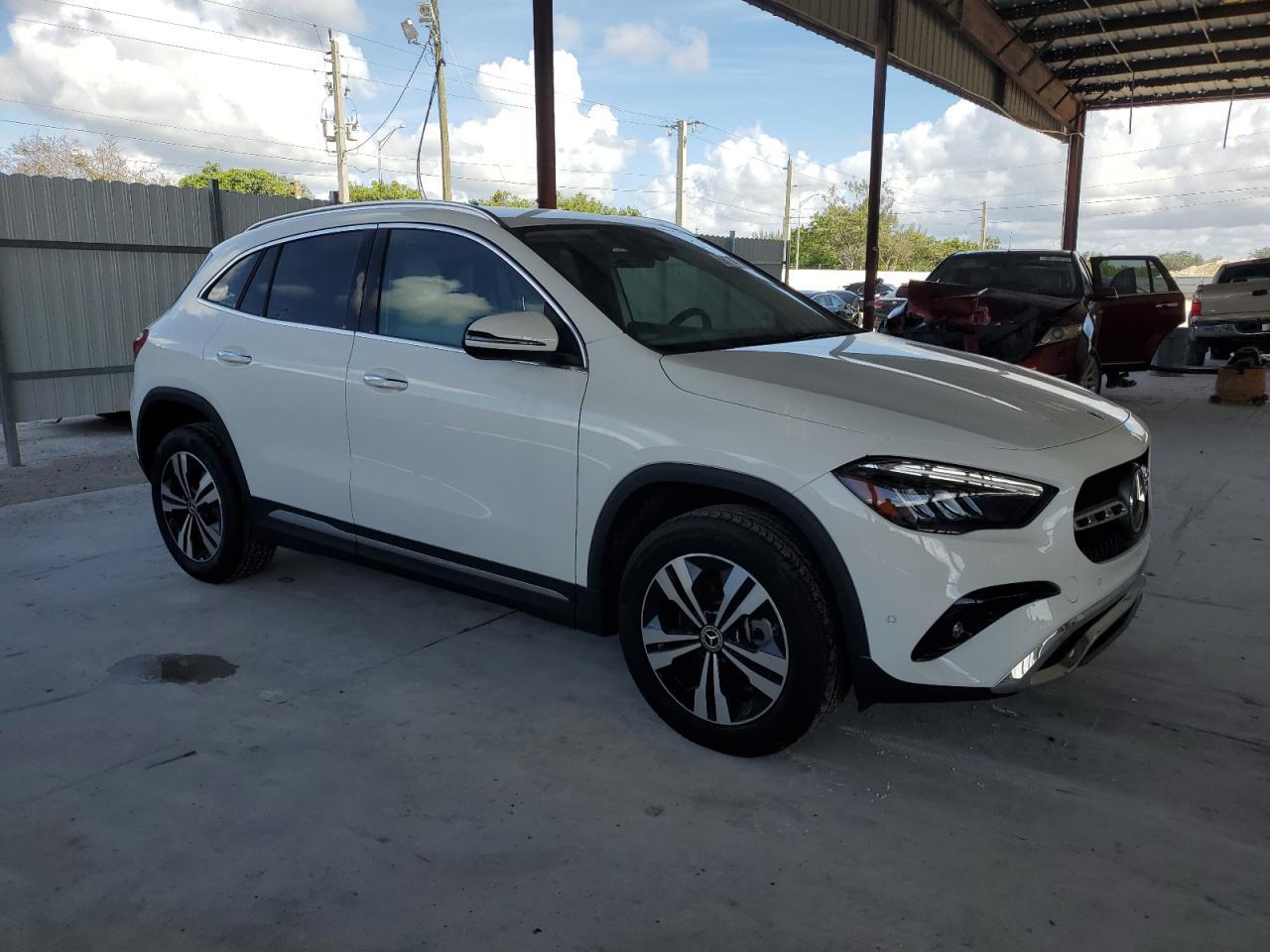 2025 Mercedes-Benz Gla 250 - Фото 4