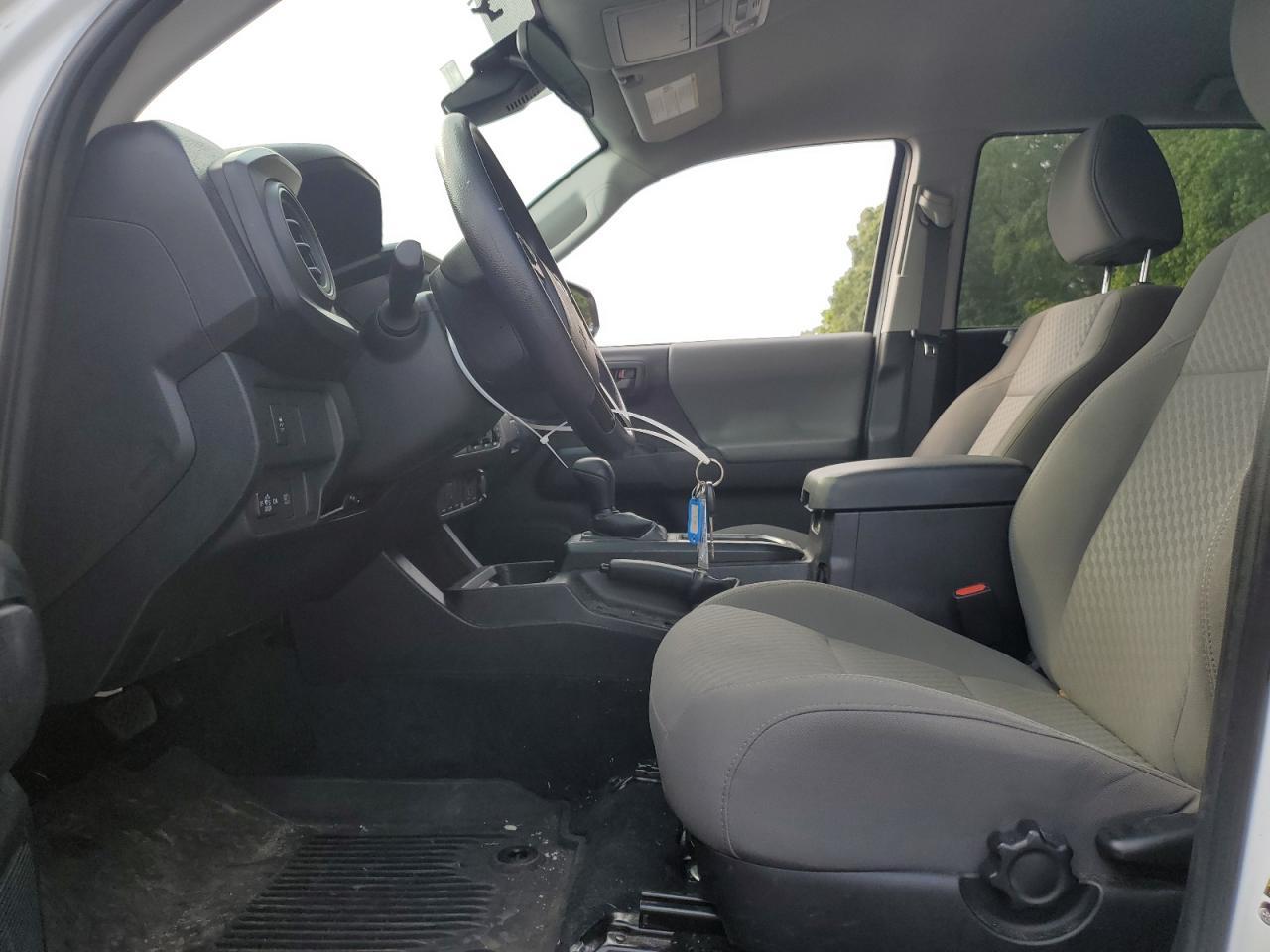 2023 Toyota Tacoma Double Cab - Image 7