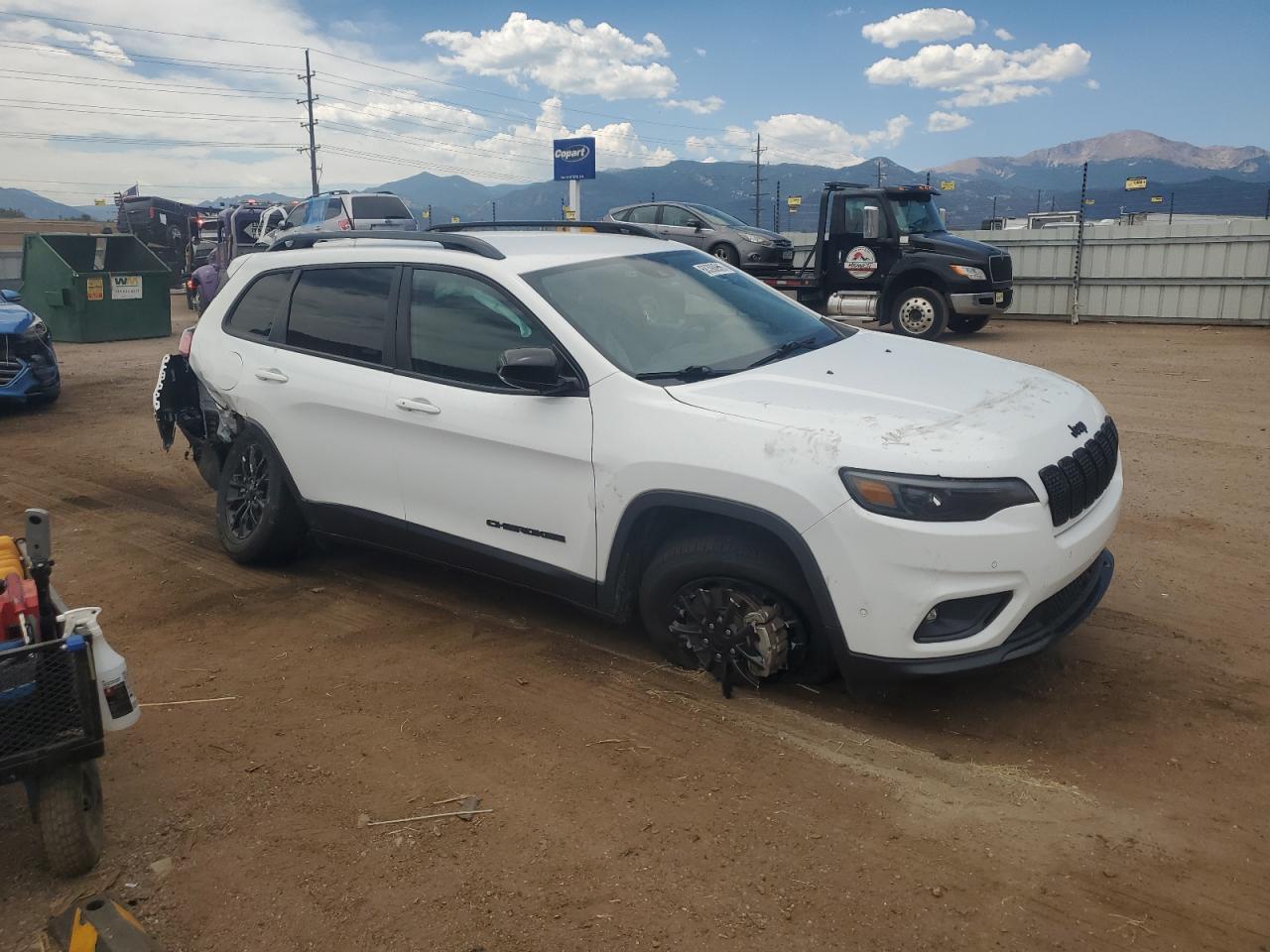 2023 Jeep Cherokee Altitude Lux - Image 4