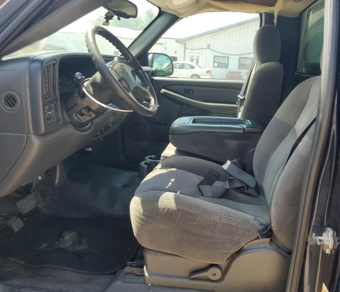 2006 Chevrolet Silverado C1500 - Image 7