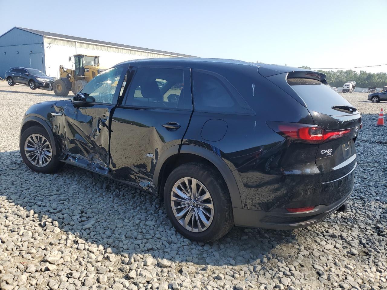 2024 Mazda Cx-90 Preferred - Image 2