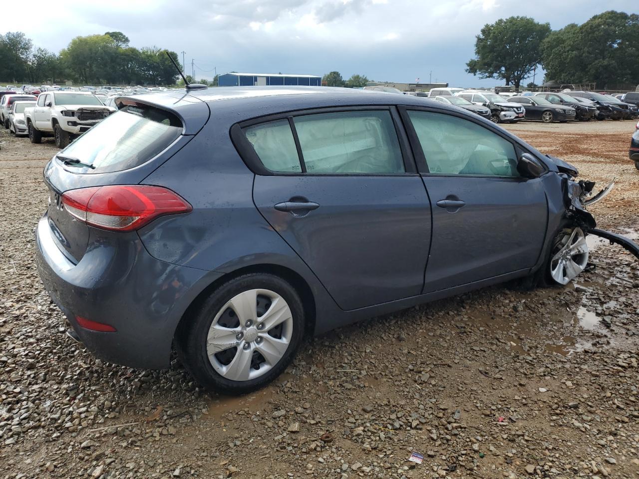 2016 Kia Forte Lx - Фото 3