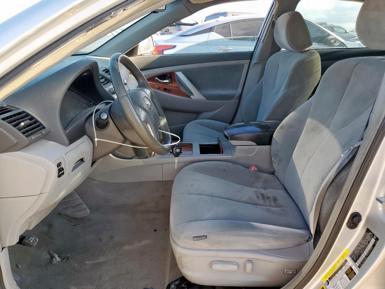 2009 Toyota Camry Base - Image 7
