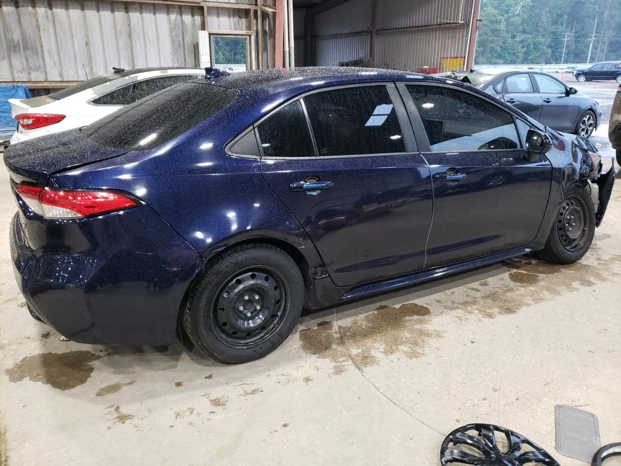 2021 Toyota Corolla Le - Фото 3