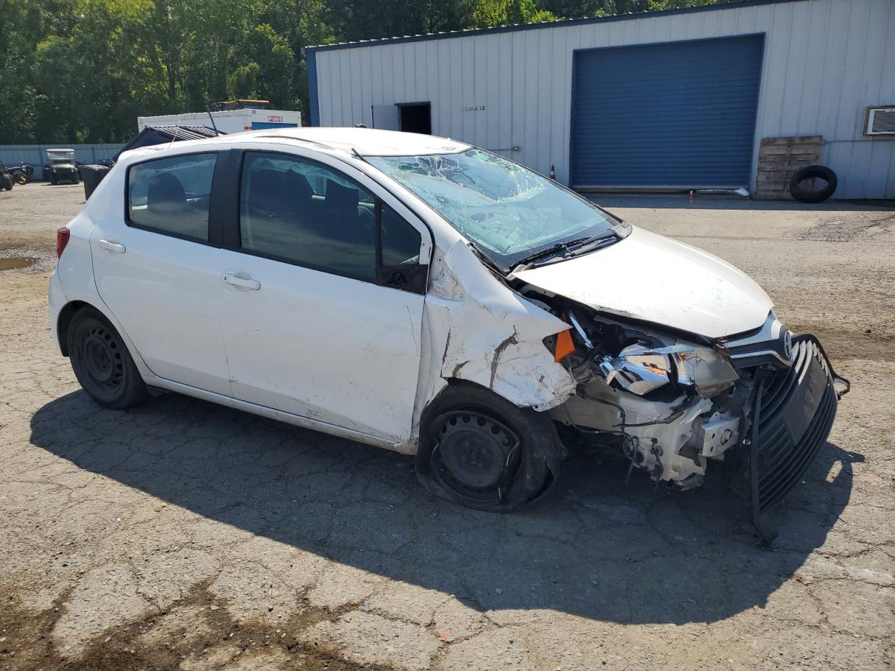 2017 Toyota Yaris L - Image 4