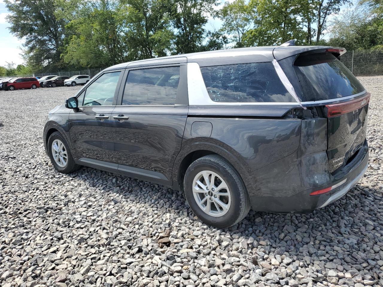 2024 Kia Carnival Lx - Image 2